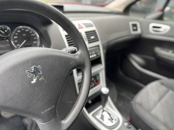 PEUGEOT 307 2.0 PRESENCE PACK 16V FLEX 4P TIPTRONIC